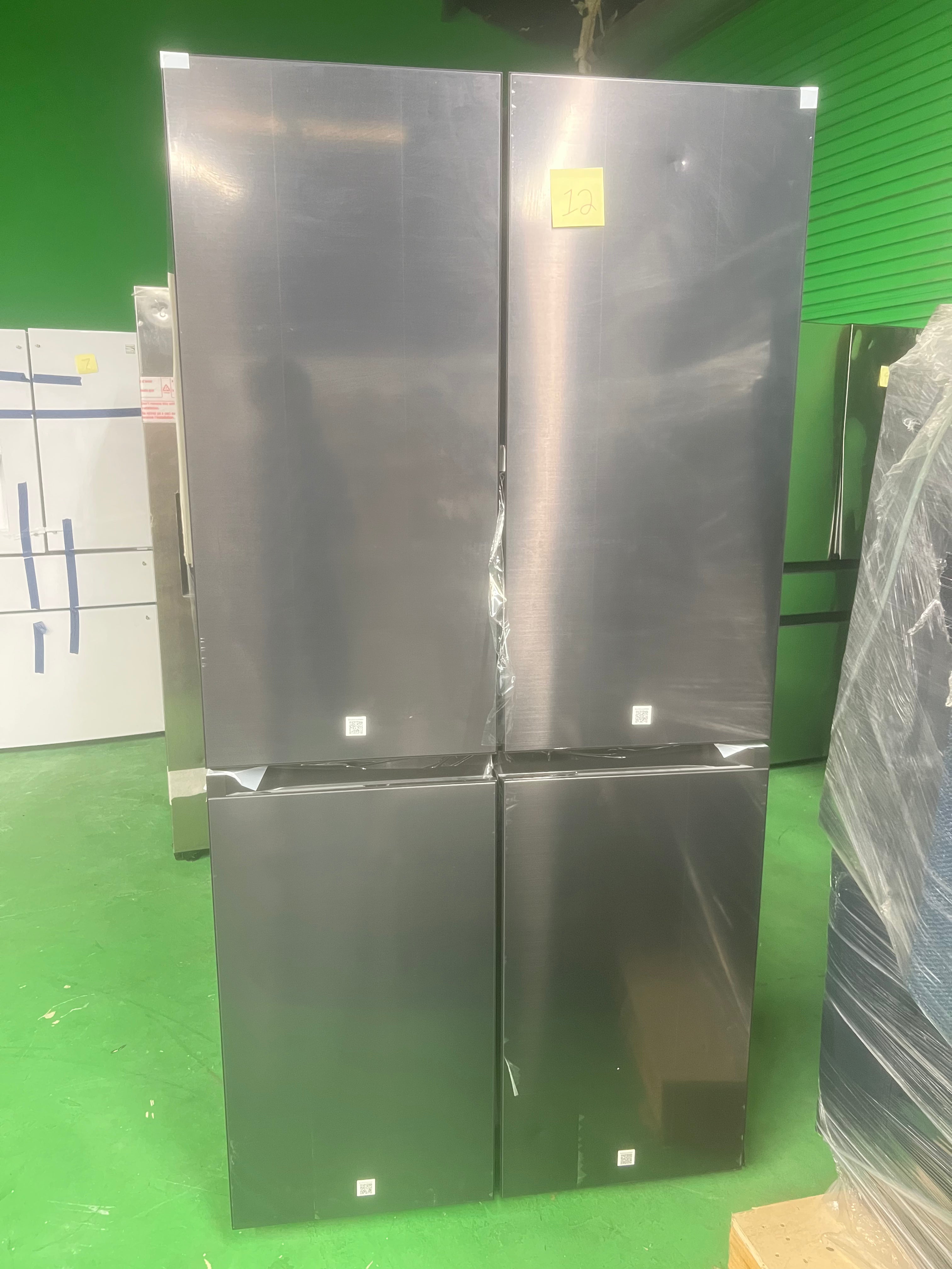 23 cu. ft. Smart Counter Depth 4-Door Flex™ Refrigerator with Beverage Center and Dual Ice Maker in Stainless Steel