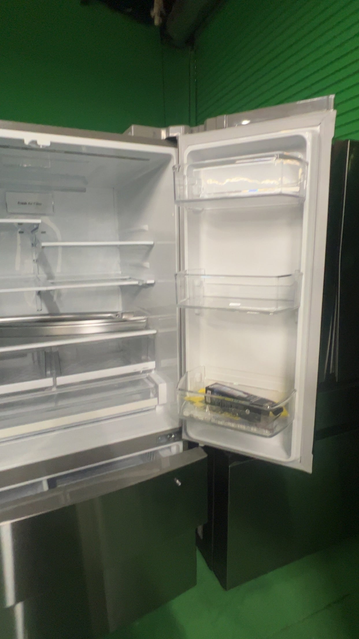 28 cu.ft. Smart wi-fi Enabled French Door Refrigerator