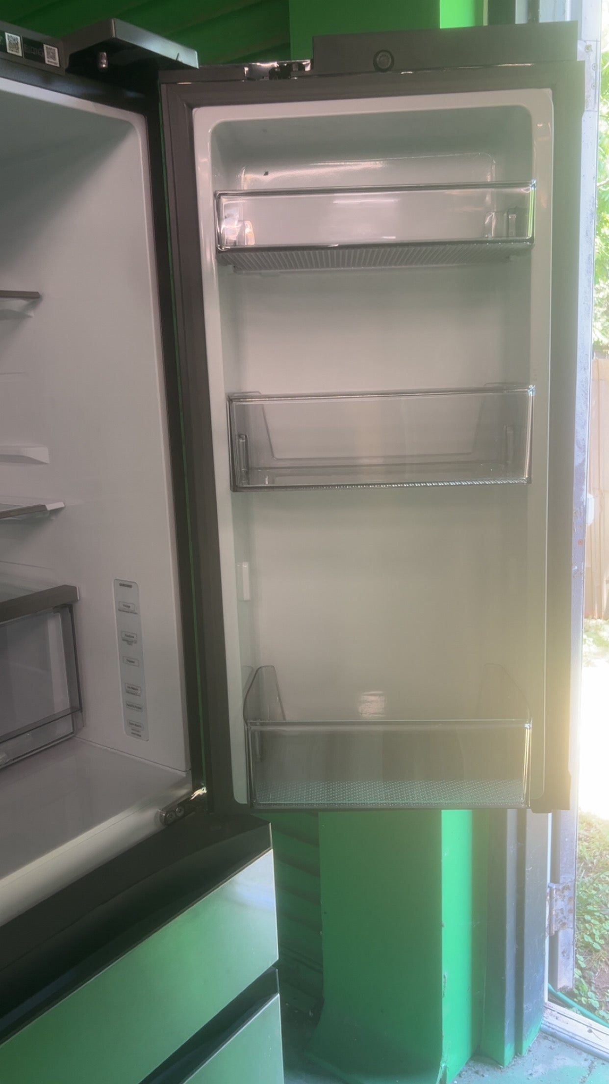 Bespoke 4-Door French Door Refrigerator (29 cu. ft.) with AutoFill Water Pitcher in Stainless Steel